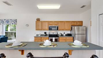 別墅 (Lakeside Spa, AC in Games Room - Trop) | 外觀