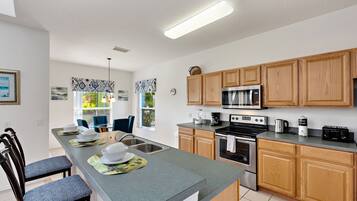 Villa (Lakeside Spa, AC in Games Room - Trop) | Exterior