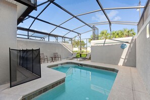Apartamento (Haven Station at Storey Lake by Shine) | Fachada