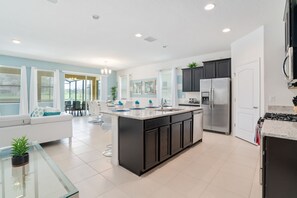 別墅 (Lux Retreat, Shine Villas at Solterra) | 外觀