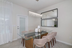 Villa (Sun Traveler @ Solterra by Shine Vill) | Extérieur