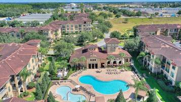 Condo (Sunnyside Up at Bella Piazza by Shine) | Exterior