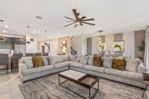 Exterior - Marvel Mansion! Championsgate Resort Shine Villas 902 (Davenport)