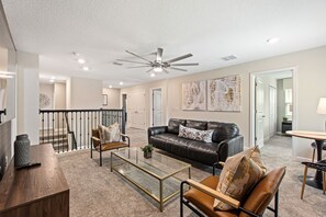 Villa (Marvel Mansion! Championsgate Resort ) | Extérieur