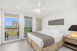 2 bedrooms, desk, iron/ironing board, WiFi