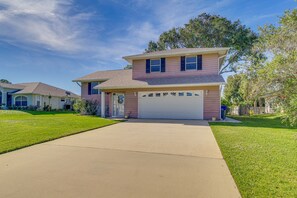 Exterior - Sebastian Home w/ Large Deck Near Golfing & Beach (Sebastian)