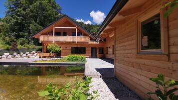 Chalet | Exterior