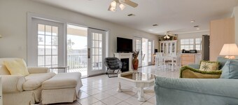 Canal-Front Keys Getaway w/ Dock, Pet-Friendly, Near Looe Key & Key West!