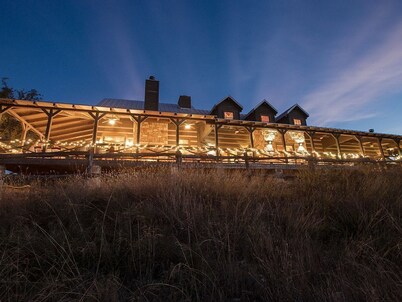 Selah Springs Ranch- Large Family Reunion/Retreat Ranch on the River- Sleeps 60