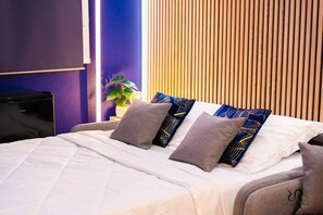 1 bedroom, free WiFi, bed sheets