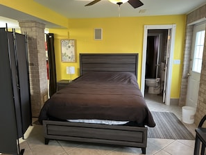 4 Schlafzimmer, Bügeleisen/Bügelbrett, WLAN, Bettwäsche