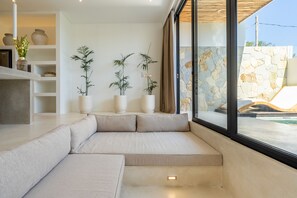 1 bedroom, in-room safe, desk, soundproofing - Sore Suites at Pererenan by Betterplace (Canggu)