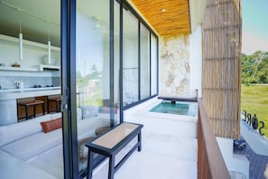 One Bedroom Suite With Balcony | 1 bedroom, in-room safe, desk, soundproofing