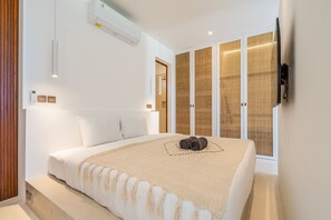 1 bedroom, in-room safe, desk, soundproofing