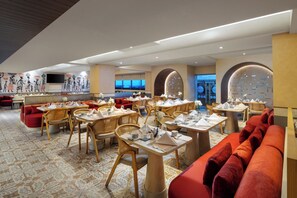 Restaurant - Aston Bintaro Hotel & Conference Center (South Tangerang)
