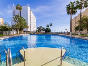 Pool - Diana - Terrace with Sea Views, Swimming pool. 2 Bedrooms (Benalmádena)