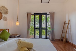 Standard Double Room | Garden view