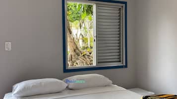 1 chambre, literie de qualité supérieure, surmatelas