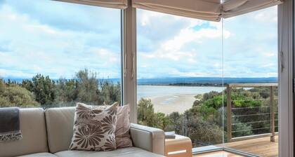 Sea View - Freycinet Holiday Houses