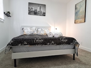 5 habitaciones, tabla de planchar con plancha y wifi gratis 