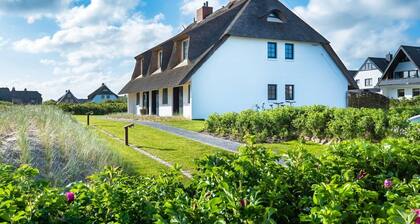 Bohosylt 7 - Exkl. Luxus-hausteil Unter Reet mit 4 Zimmern auf ca. 150 m², für bis zu 6 Pers