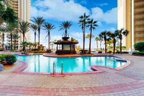 Innenpool, beheizter Pool