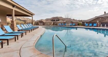 Spacious dog-friendly townhome with Ping-Pong, pool, hot tub, & sunset views