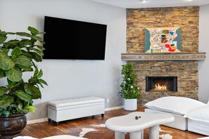 Interior - VILLA 905 - A half-acre luxury ranch estate in Andreas Hills South Palm Springs (Palm Springs)