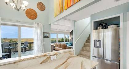 Located in Sea Palms with beautiful Marsh views!
