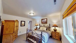 3 bedrooms, free WiFi, bed sheets