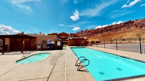 A heated pool - Rim Vistas 4a4 | 3 Bed, 2.5 Bath (Moab)