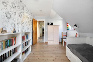 2 chambres, bureau, fer et planche à repasser, Wi-Fi gratuit