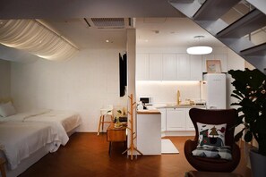 2 bedrooms, WiFi, bed sheets