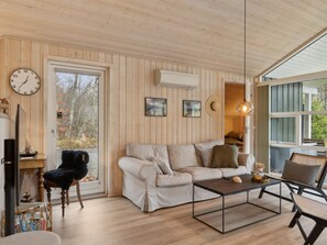 TV, fireplace - "Ananda" - 900m from the sea by Interhome (Glesborg)