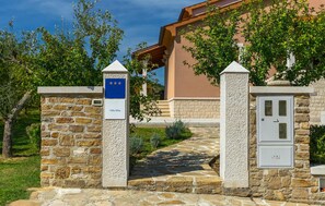 Exterior detail - Gorgeous home in Motovun (Motovun)