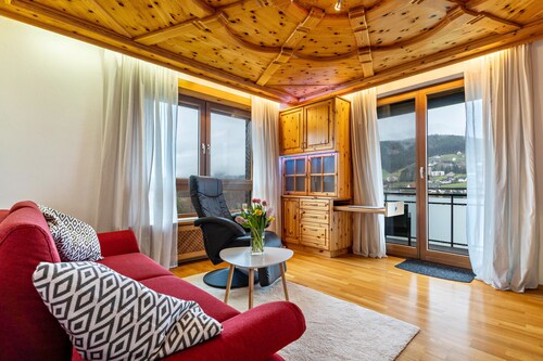 Apartment 'Ferienwohnung Panorama' with Mountain View, Shared Terrace and Wi-Fi