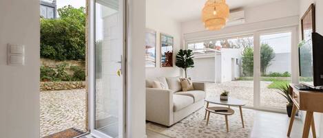 Télévision, espaces bureaux