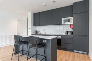Fridge, microwave, oven, dishwasher