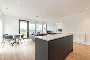 Interior - Grange Two Summary:<br>T (Dublin)