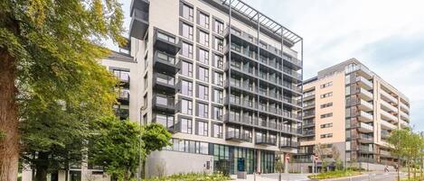 المنشأة من الخارج