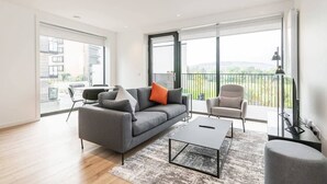 TV, offices - Grange Two Summary:<br>T (Dublin)