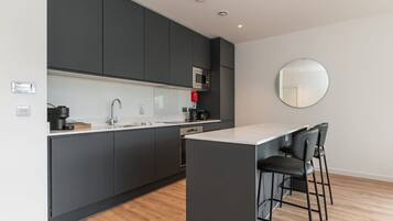 Fridge, microwave, oven, dishwasher