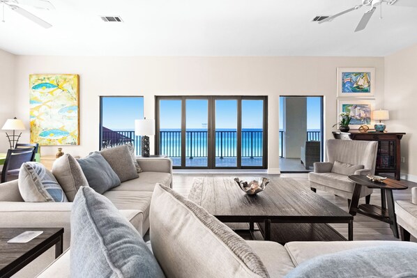 Smart TV, DVD player - Enjoy spectacular Gulf views from this Miramar Beach vacation home! (Miramar Bch)