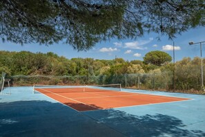 Family Apartment, 2 Bedrooms, 2 Bathrooms (Secret Garden House) | Sports court - Secret Garden House (Olbia)