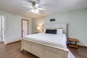 4 chambres, fer et planche à repasser, Wi-Fi, draps fournis