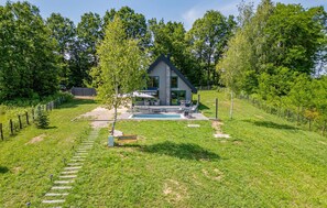 Exterior - Stunning home in Gospic (Gospic)
