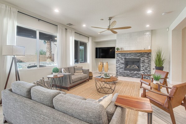 TV, fireplace, table tennis - Indio Oasis w/ Heated Saltwater Pool + Hot Tub! (Indio)