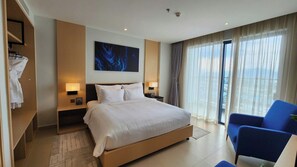 Premium bedding, minibar, desk, laptop workspace - Condotel Cam Ranh Beach Resort (Cam Ranh)