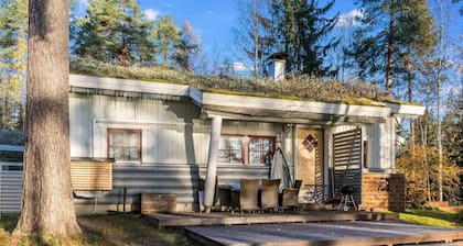 Kulta-käkönen 17 by bomba by Interhome