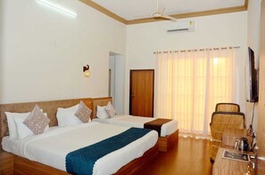 Ropa de cama de alta calidad, colchones Select Comfort y escritorio 